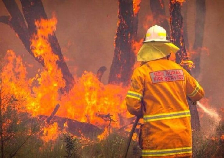 nsw-fire-richardson-rd-by-grant-mcIntyre